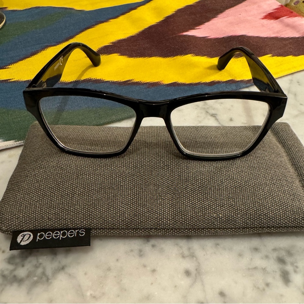 Peepers Black Reading Glasses 1.25
